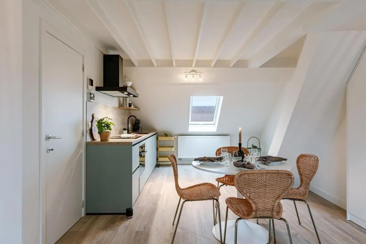 Huswell - Bright Duplex Apartment Close To The Sea Ostende