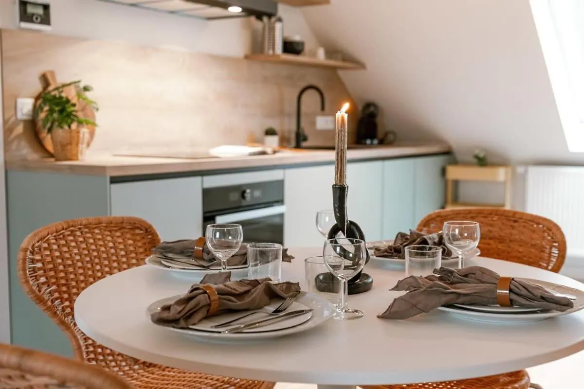 Huswell - Bright Duplex Apartment Close To The Sea Ostende