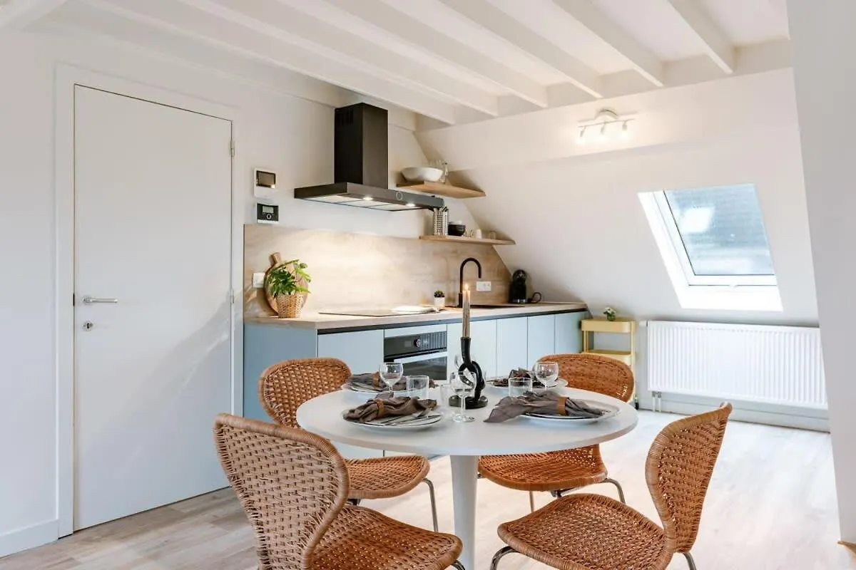 Huswell - Bright Duplex Apartment Close To The Sea Ostende